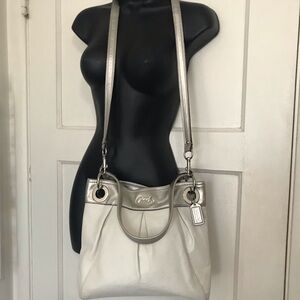 Authentic Coach Leather Women's Crossbody Bag 👜